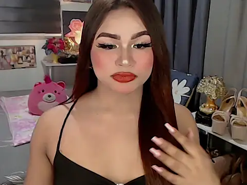 Candice cummer online show from December 2025 05:42:02 PM