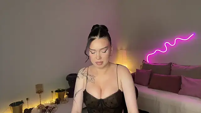 mistress of hearts online show from May 2026 06:58:01 PM