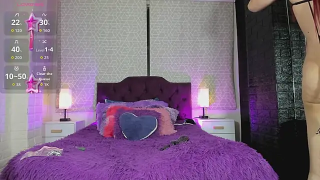 Zamara Kleii online show from October 2025 04:46:01 AM