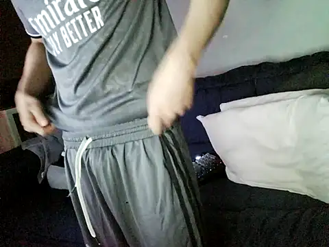 boyhigh1997 online show from March 2026 10:31:01 AM