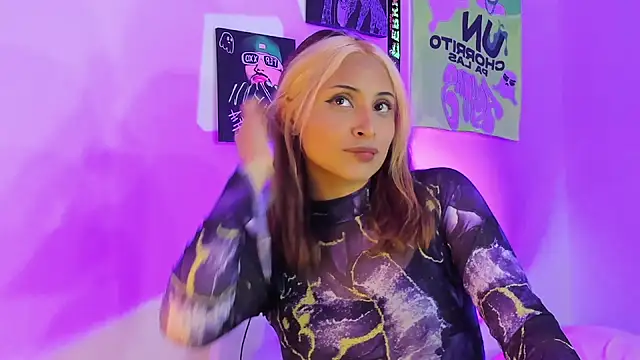 Snapshot of melissa_noirr chatting on December 2025 08:29:01 PM melissa noirr online show from December 2025 08:29:01 PM