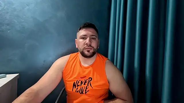 Gold Alpha Boy online show from May 2026 03:22:02 AM