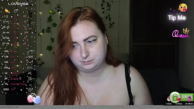 Snapshot of Alicia_love00 chatting on June 2026 05:30:02 AM Alicia love00 online show from June 2026 05:30:02 AM
