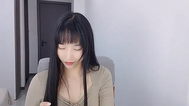 Lisa-3333 online show from October 2025 02:13:01 PM