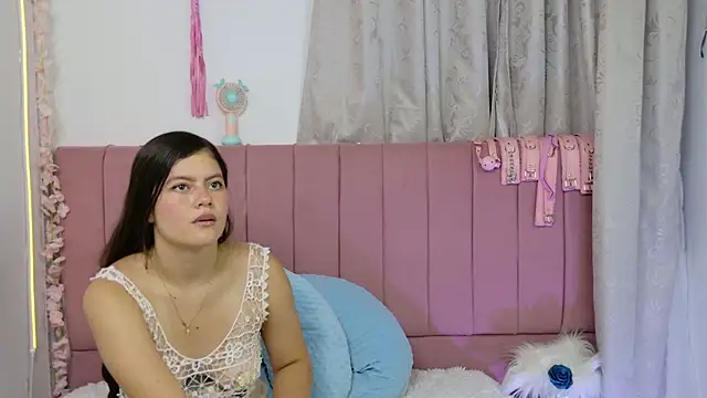 Snapshot of sukilove18 chatting on September 2025 11:19:02 PM sukilove18 online show from September 2025 11:19:02 PM