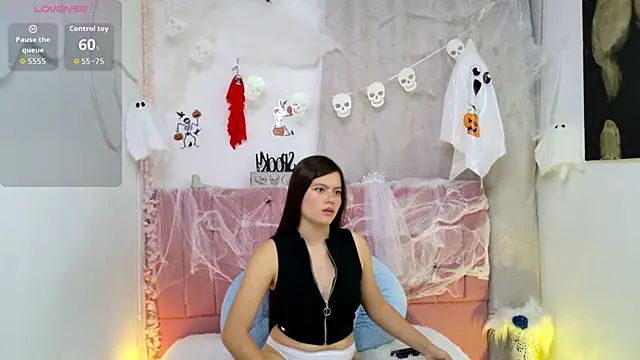 Snapshot of sukilove18 chatting on October 2025 11:16:01 PM sukilove18 online show from October 2025 11:16:01 PM