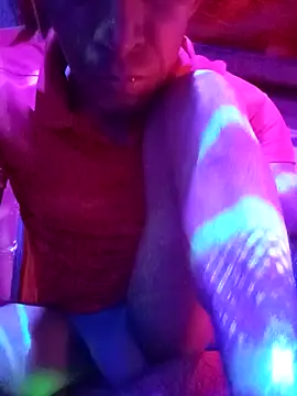 Oaxhot online show from November 2025 10:25:02 AM