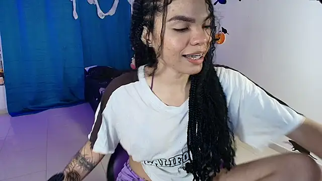 kitty aikooo online show from November 2025 06:48:01 AM