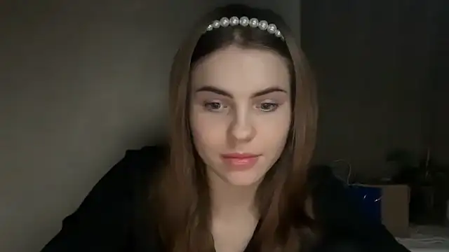 Delilah Leila online show from December 2025 09:13:02 PM