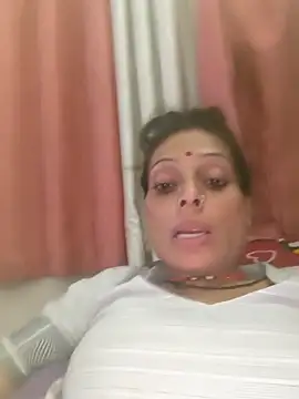 Snapshot of ISHANI-SINGH chatting on October 2025 03:18:02 PM ISHANI-SINGH online show from October 2025 03:18:02 PM