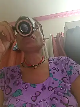 Snapshot of ISHANI-SINGH chatting on November 2025 01:43:02 PM ISHANI-SINGH online show from November 2025 01:43:02 PM