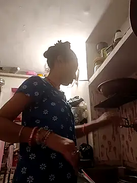 Snapshot of ISHANI-SINGH chatting on November 2025 03:35:01 PM ISHANI-SINGH online show from November 2025 03:35:01 PM