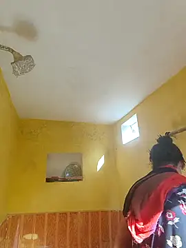 Snapshot of ISHANI-SINGH chatting on November 2025 03:39:01 AM ISHANI-SINGH online show from November 2025 03:39:01 AM