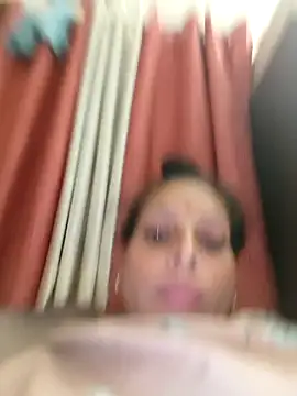 Snapshot of ISHANI-SINGH chatting on November 2025 03:01:02 PM ISHANI-SINGH online show from November 2025 03:01:02 PM