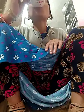 Snapshot of ISHANI-SINGH chatting on January 2026 03:52:02 AM ISHANI-SINGH online show from January 2026 03:52:02 AM