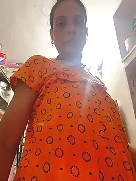 Snapshot of ISHANI-SINGH chatting on July 2026 02:05:17 AM ISHANI-SINGH online show from July 2026 02:05:17 AM