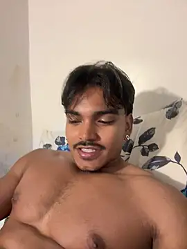 Snapshot of pretoboom14 chatting on May 2026 03:58:01 AM pretoboom14 online show from May 2026 03:58:01 AM