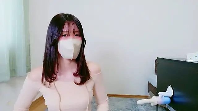 Snapshot of _Shuka_ chatting on March 2026 02:03:01 AM Shuka online show from March 2026 02:03:01 AM