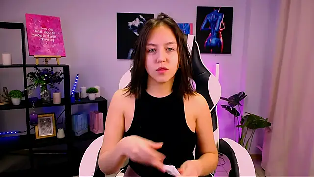 CindySparkl online show from November 2025 02:21:01 AM