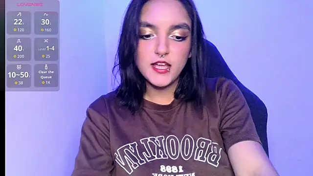 Snapshot of Ari_20_ chatting on November 2025 09:07:01 PM Ari 20 online show from November 2025 09:07:01 PM