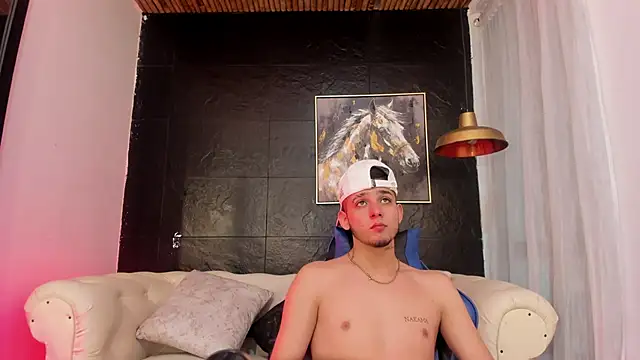 Snapshot of Mathewboy1 chatting on October 2025 12:14:02 PM Mathewboy1 online show from October 2025 12:14:02 PM