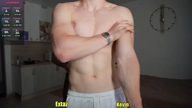 Snapshot of Horny_boyzz chatting on September 2025 02:17:01 PM Horny boyzz online show from September 2025 02:17:01 PM