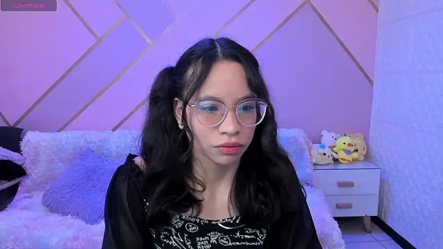 Giaa rossi online show from September 2025 01:10:01 PM