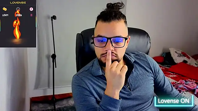 Ernesto-Rodriguez82 online show from October 2025 07:30:02 AM