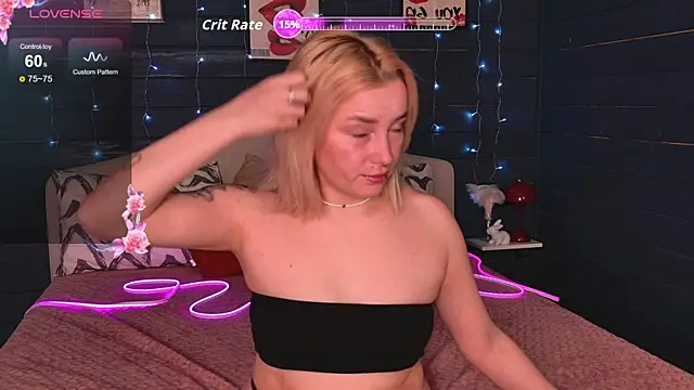 Crystal Jull online show from April 2026 11:24:02 PM