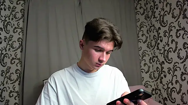 SherlockMax online show from September 2025 03:00:02 PM