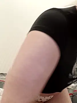 VikaKing online show from December 2025 07:53:02 PM