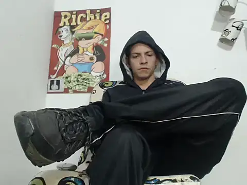 Thomasjons  online show from October 2025 01:17:02 AM