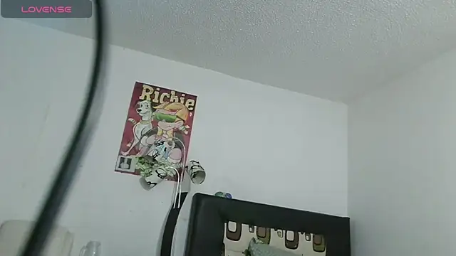 Thomasjons  online show from June 2026 01:39:01 AM
