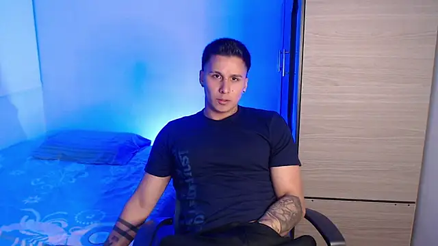 Snapshot of valentinosex1 chatting on January 2026 10:24:01 PM valentinosex1 online show from January 2026 10:24:01 PM