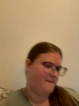 Snapshot of CurvyPaar2 chatting on September 2025 11:43:01 AM CurvyPaar2 online show from September 2025 11:43:01 AM