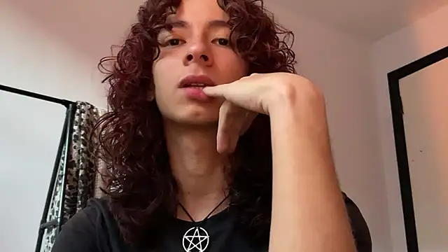 camille delrey online show from February 2026 11:01:01 PM