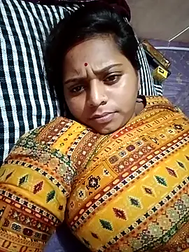 Snapshot of Hot_crety chatting on September 2025 03:19:02 AM Hot crety online show from September 2025 03:19:02 AM