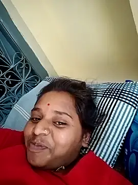 Snapshot of Hot_crety chatting on November 2025 06:38:02 AM Hot crety online show from November 2025 06:38:02 AM