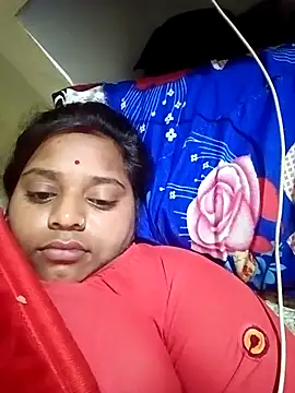 Hot crety online show from November 2025 11:29:01 PM