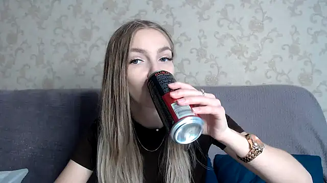 HitGyrl online show from November 2025 08:04:02 AM