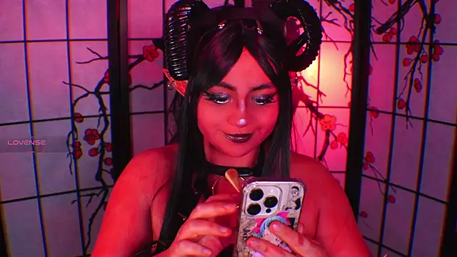 Vanelope sweet  online show from April 2026 12:52:01 AM