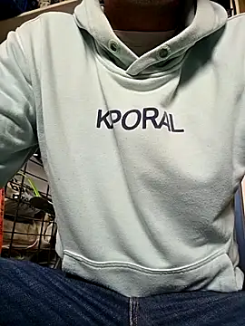 Snapshot of Jo27110 chatting on October 2025 12:40:02 PM Jo27110 online show from October 2025 12:40:02 PM