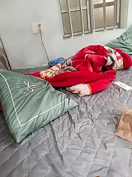 MinhChauXXX19 online show from October 2025 08:15:02 AM