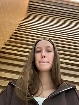 ElliRose online show from November 2025 08:07:01 AM