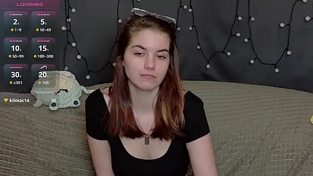 ElzaBlis online show from December 2025 04:59:02 PM