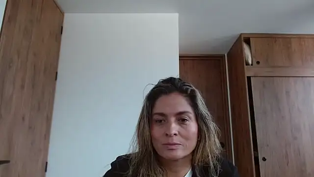 linda-mature43 online show from November 2025 01:04:02 PM