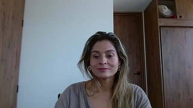 linda-mature43 online show from November 2025 01:25:02 PM