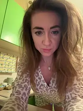 MarinaDiva11 74 online show from October 2025 07:49:01 PM