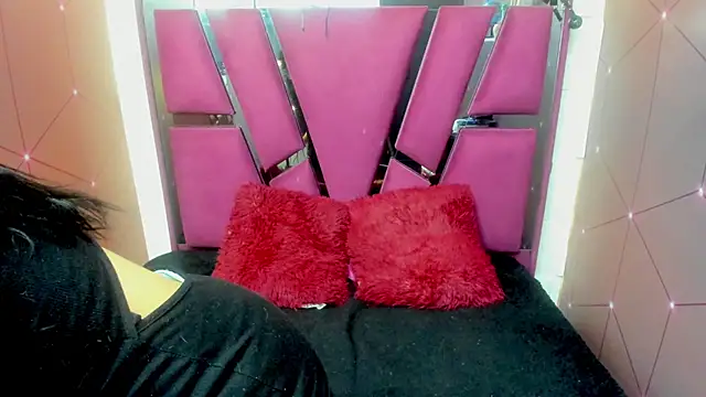 Asshley sky online show from December 2025 04:07:01 AM