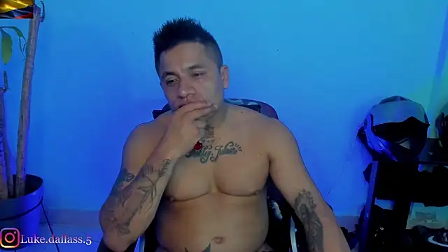 zeus 7777 online show from February 2026 04:45:01 AM